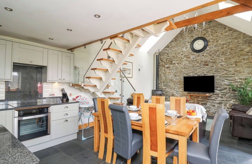 Glandyfi House | Yr Hen Beudy
