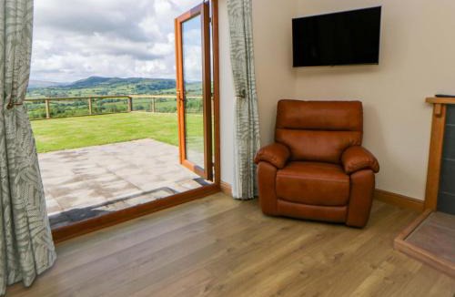 Rhayader House | Yr Onnen