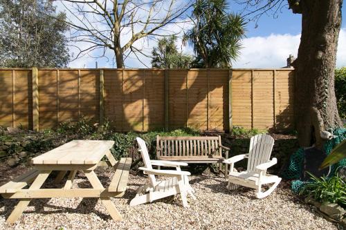 1 Bed in Mousehole oc-mollym