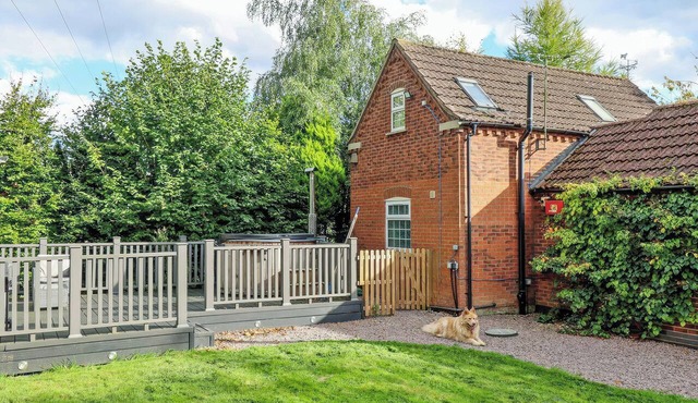 1 bedroom accommodation in Frithville, near Lincolnshire