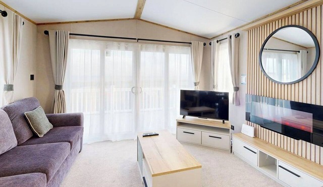1 bedroom accommodation in Crowle