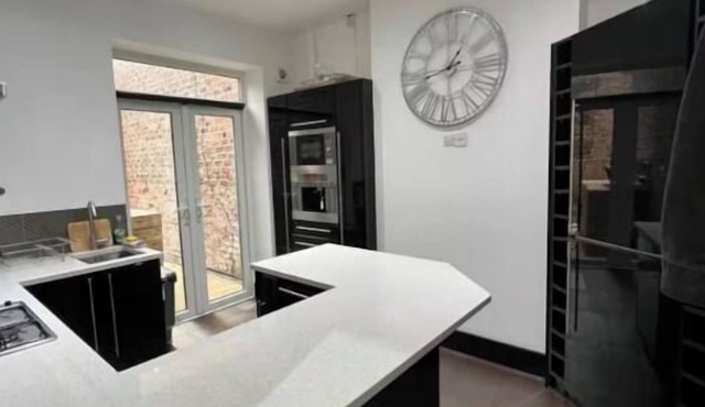 100 Aigburth