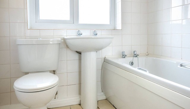 15 Lon Cernyw - Three Bedroom House, Sleeps 8