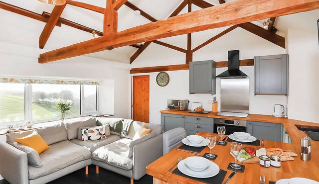 2 bedroom accommodation in Barnstaple