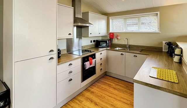 2 bedroom accommodation in Raywell, Beverley in Cottingham