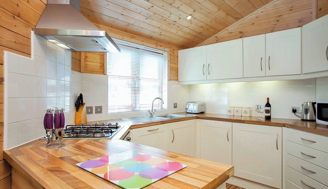 2 bedroom accommodation in Raywell, Beverley in Cottingham