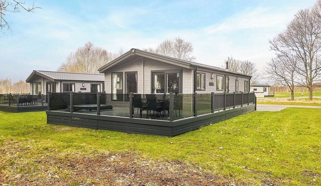 2 bedroom accommodation in Pershore