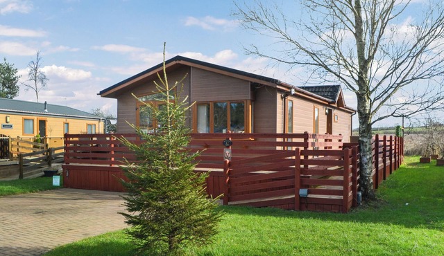 2 bedroom accommodation in Felmoor Park, near Morpeth