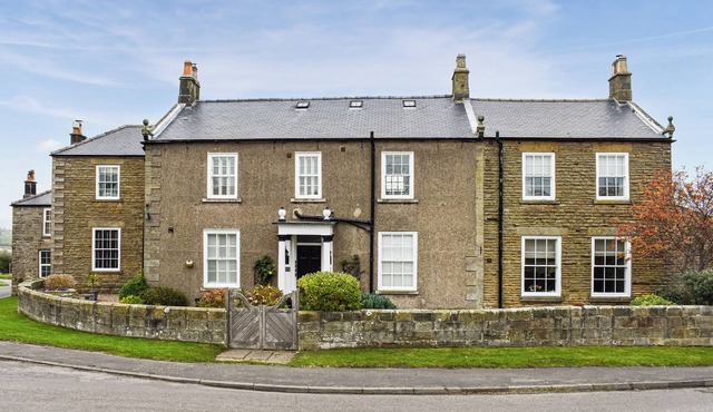 2 bedroom accommodation in Sneaton