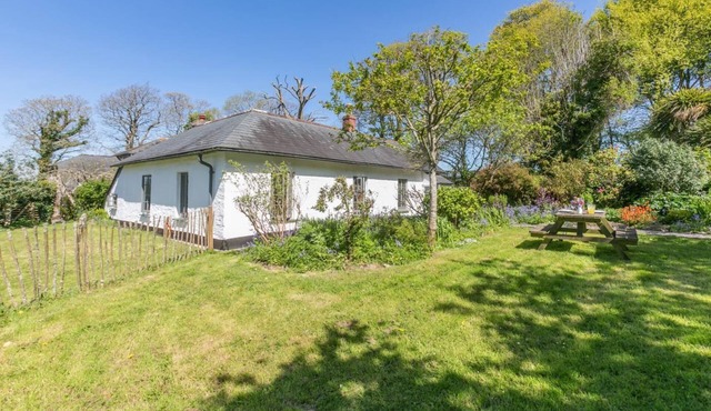 3 Bed in Lostwithiel (oc-cwhite)