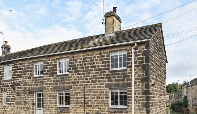 3 bedroom accommodation in Harewood, near Harrogate