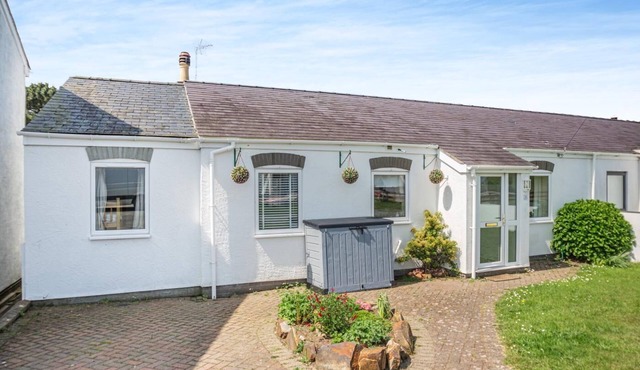 4 Bed in Morfa Nefyn (oc-bow10)