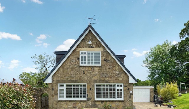 4 bedroom accommodation in Addingham, near Ilkley