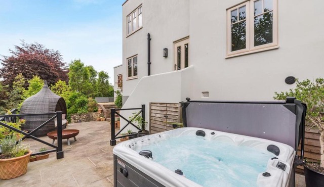 5 Bed in Devizes oc-s34742 in Devizes