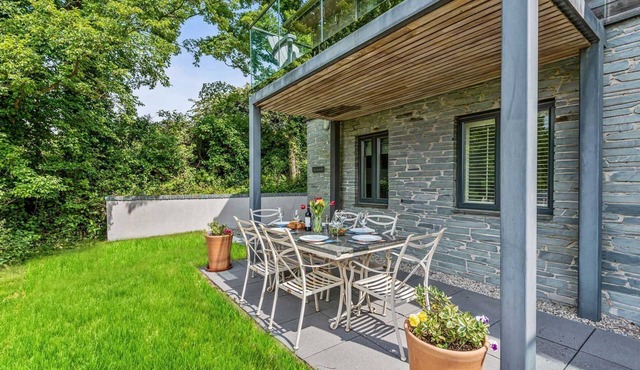 A stunning contemporary Cornish home boasting superb coastal views, swimming pool & sauna
