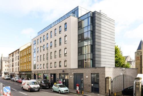 Accommodations at Lady Nicolson Court in Edinburgh