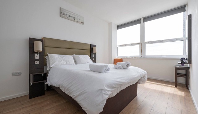 Alluring West Bromwich Getaway