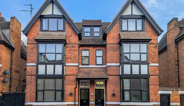 AMETHYST Delightful Suite In Moseley Mews, Birmingham By STAE-Homes