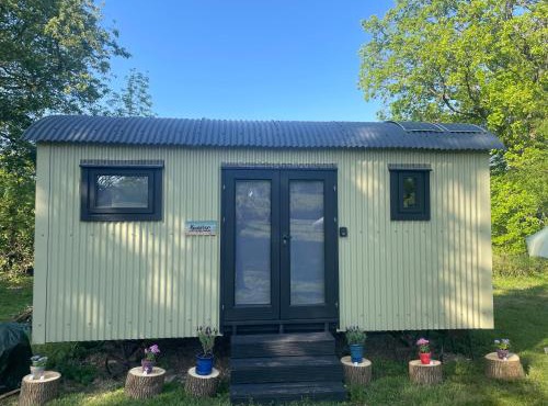 Apple Orchard Shepherd Huts