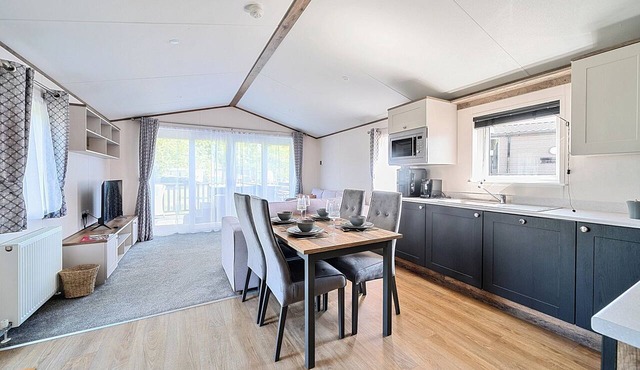 Aquadrome Abode - Billing Aquadrome