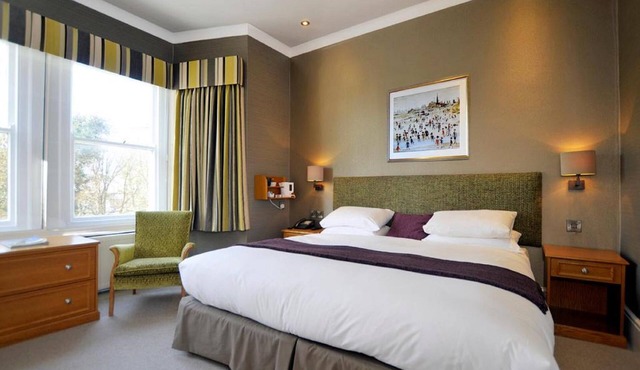 Ardington Hotel