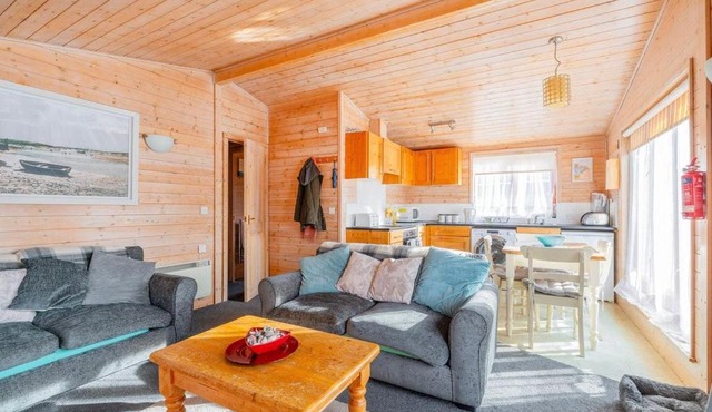 Arigato Lodge