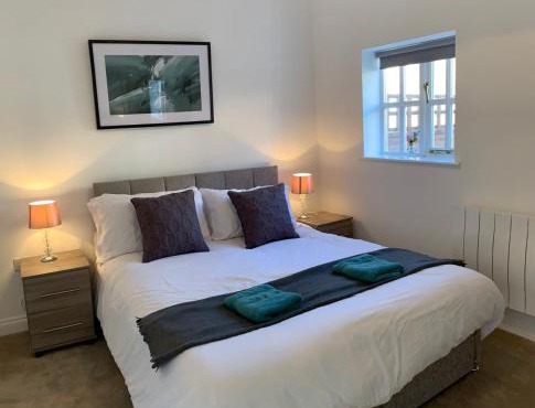 Ashbrook Lewis - two bedroom, two bathroom cottage nr Harwell Oxford