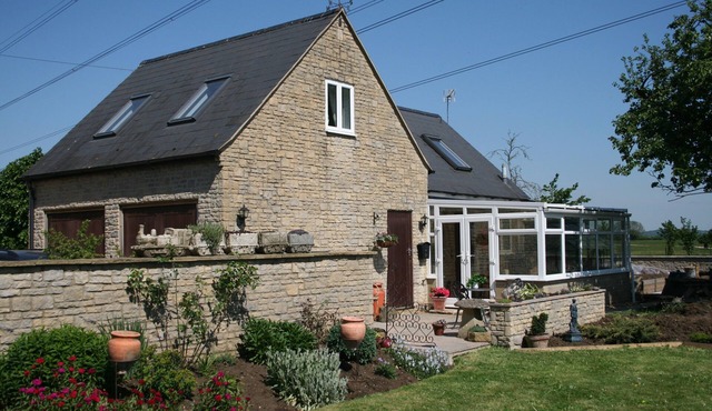 Avon Lodge