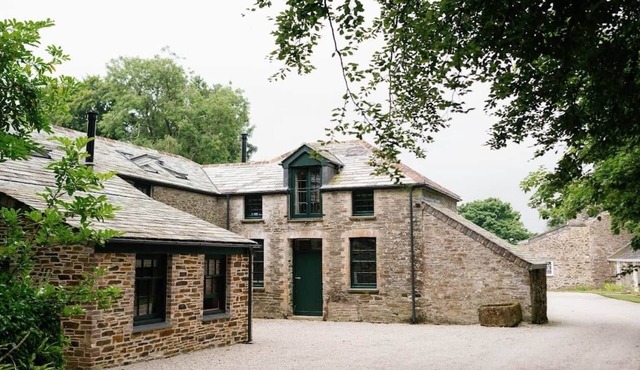 Boconnion Stables