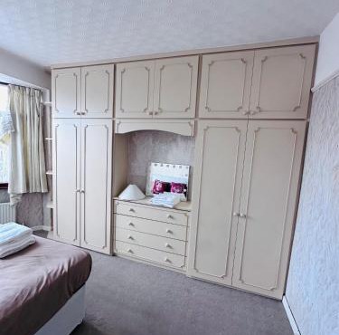Bright Double Room Opposite Wollaton Hall & Deer Park , Free Parking