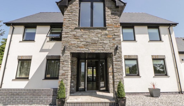 Brynseion Uchaf