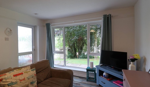 Bungalow w/pool access @ Honicombe Holiday Village with pool and fitness access