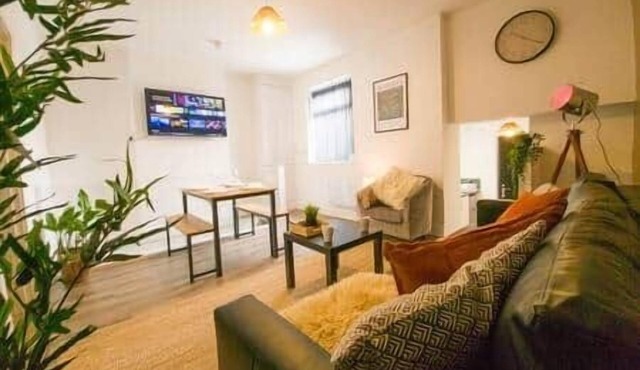 Carlisle Street (2 beds)