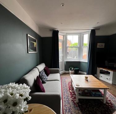 Cartref - Fully equipped and stunning town flat