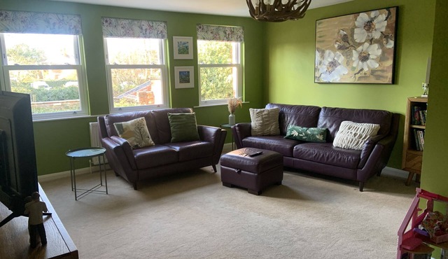 Central Beverley 4-Bedroom Townhouse