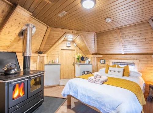 Chalet Distiller's Bothy by Interhome in Coldstone