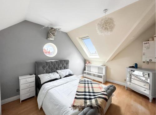Charming Hideaway | Parking | Near Hospital in Harrogate