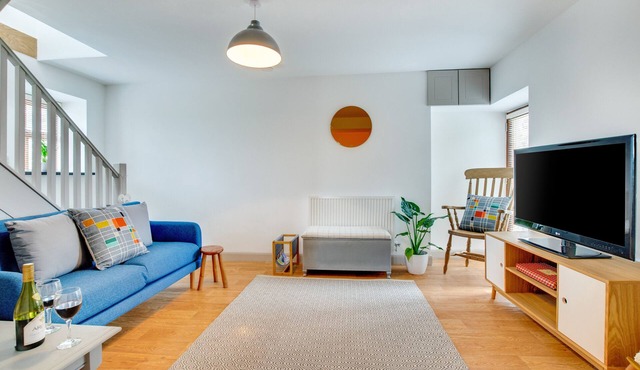Cwt y Bugail - Two Bedroom House, Sleeps 3 in Pentraeth