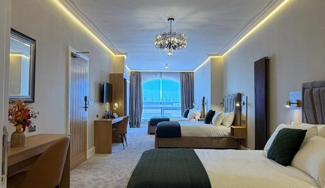 Emerald Tide Hotel - Blackpool