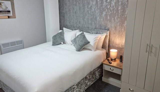 Frames hotel