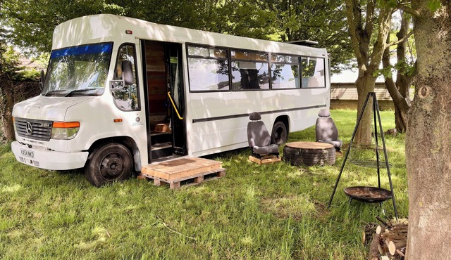 Glamping Bus