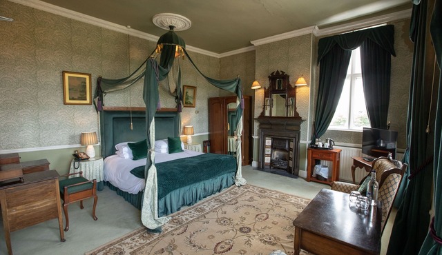 Grafton Manor