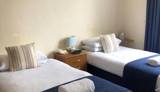 Green Tree Hotel