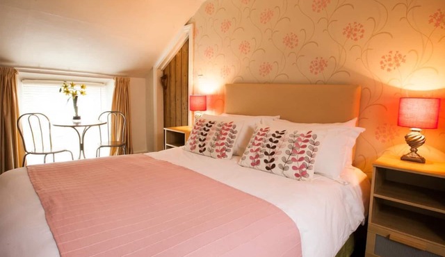 Holly Bush Inn