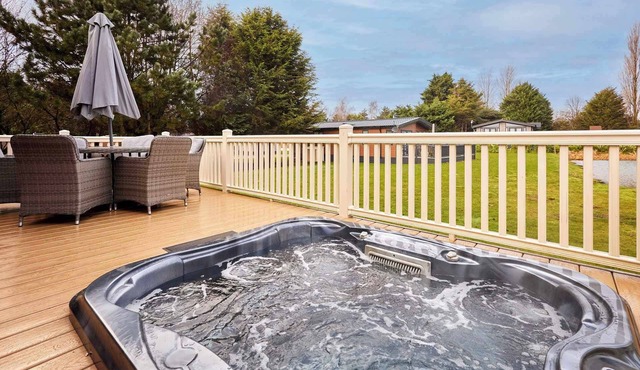 Host & Stay | Bramble Lodge