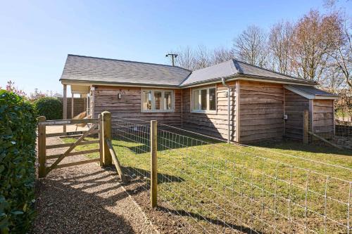 Host & Stay - Toad Cottage