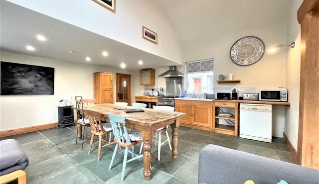 Inglefall & Jasmine Cottages