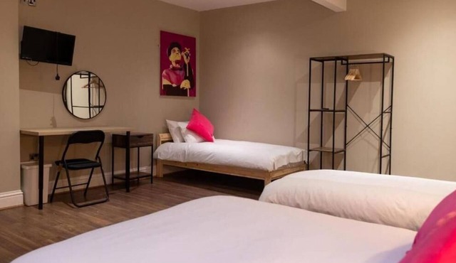 Izzy hotel ltd