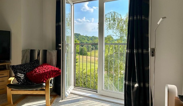 Light & Airy flat, Amazing view