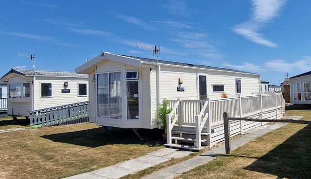 Lua's Place, West Sands, Seal Bay Resort
